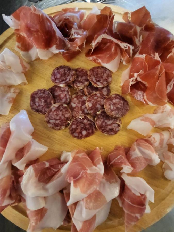 "Borgo Gerbina" Agriturismo & Azienda Agricola Sozzi Eksteriør billede